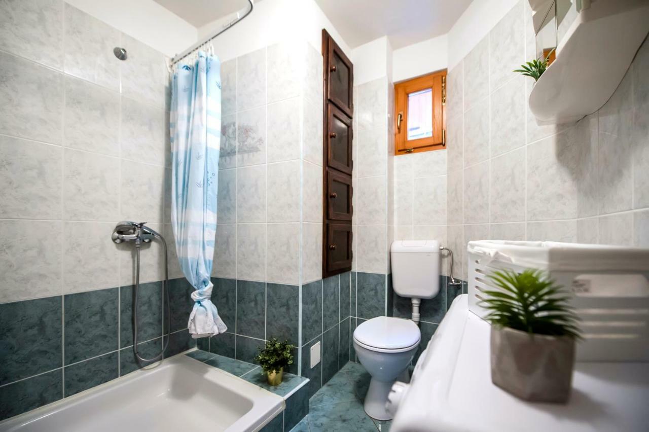 Guesthouse Ancient Stone Rovinj Exterior photo