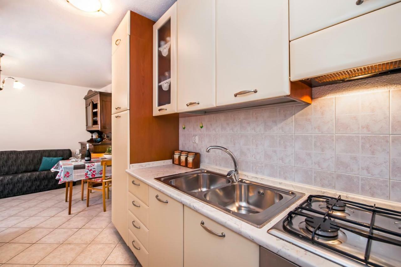 Guesthouse Ancient Stone Rovinj Exterior photo