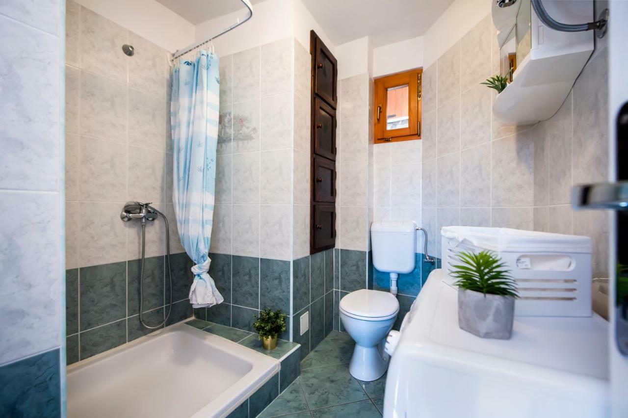Guesthouse Ancient Stone Rovinj Exterior photo